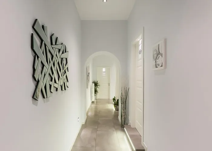 בית הארחה Residenza Alexander 4*