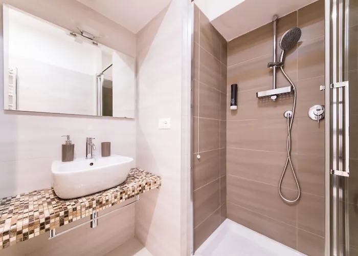 בית הארחה Residenza Alexander רומא